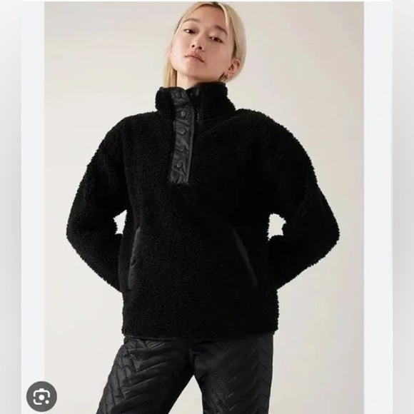 NWT ATHLETA black Cozy Sherpa Fleece Snap Pullover Sweatshirt Size L - Picture 1 of 7